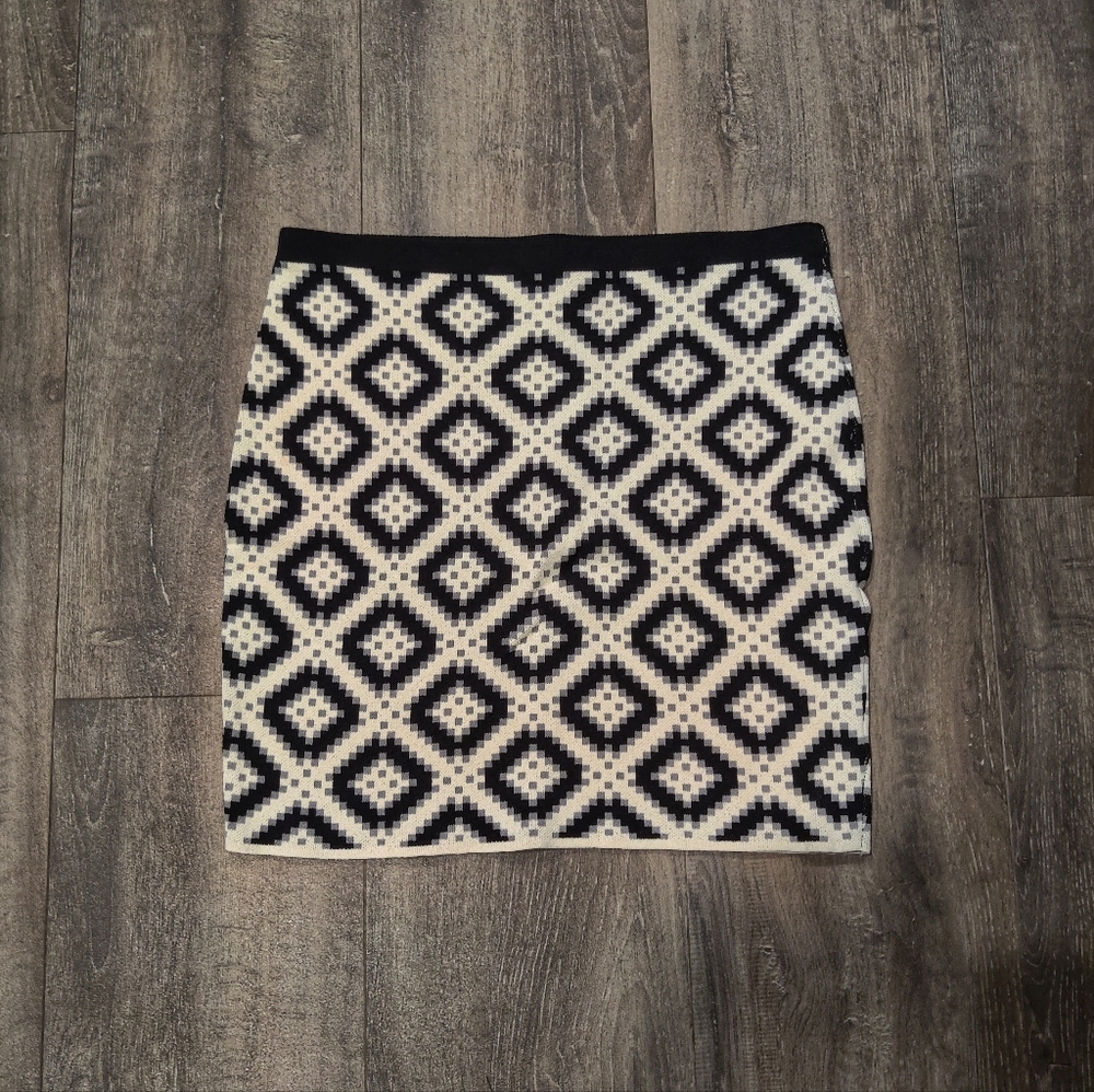 Rachel Rachel Roy Geometric Knit Skirt - Picture 2 of 4